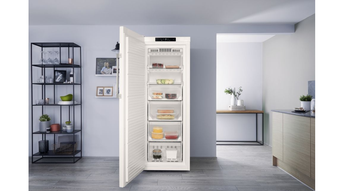 Congélateur armoire Hotpoint UH6F1CW