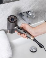 Remington ONE Ionic Haartrockner [Leistungsstark & ​​Schnell] Trocknen & Stylen (2000 W, 120 km/h Luftstrom – Bild 9